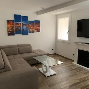Casa Elena , Venecia Italia